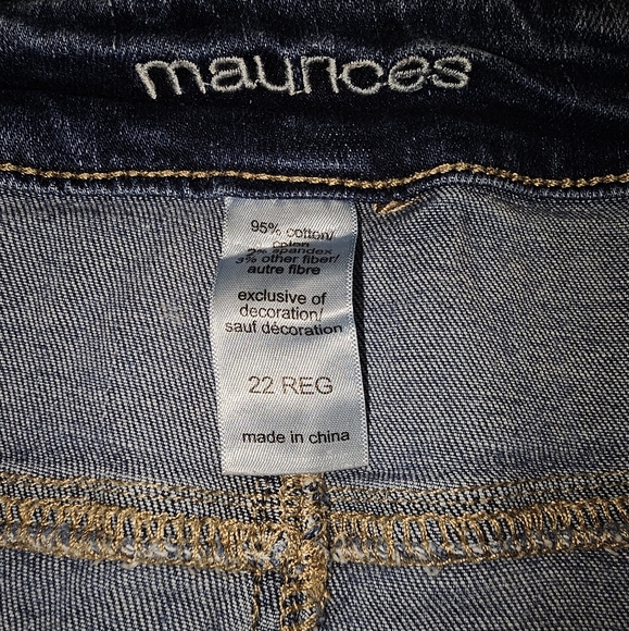 Stylish Blue Distressed Women Jeans Maurices 22 - Picture 2 of 5